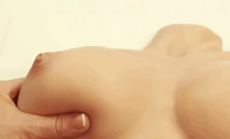 Реалистичная грудь мастурбатора